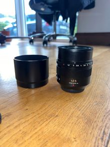 Panasonic Leica DG Nocticron 42.5mm f/1.2
