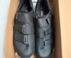 Shimano XC1 9.5uk cycling shoes