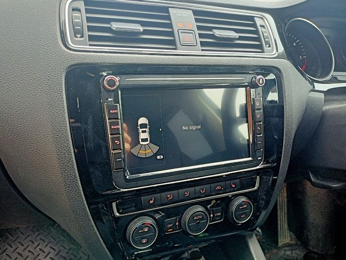 8" Android Car Radio with SatNav GPS, Hands free Bluetooth, WIFI for Volkswagen Polo Passat Golf Scrirocco Transporter Octavia