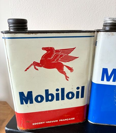 3 x Vintage Mobiloil 2L Oil Cans