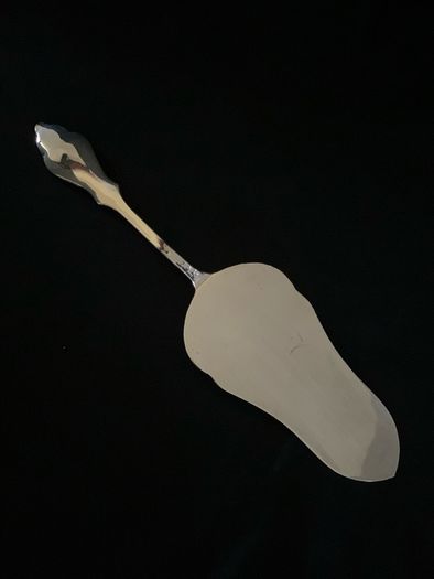 Art nouveau silver plated cake server