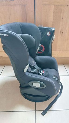 Maxi Cosi Axiss Car Seat