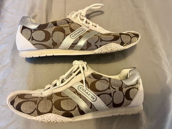 Coach Katelyn Q300 Trainer UK4.5 US6.5M white/beige suede