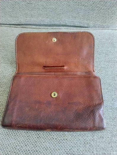 Vintage Malo Italian leather wallet with lots of pockets and compartments in very good condition with a lovely patina 20cm x 14cm when closed see all photos FREE STANDARD POSTAGE INCLUDED
