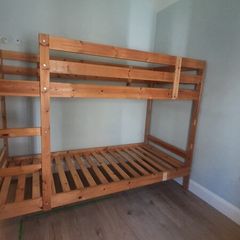 Single bunk beds