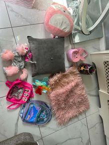 Free take away kids toys/room items