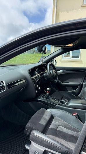Audi a4 sline black edition b8.5