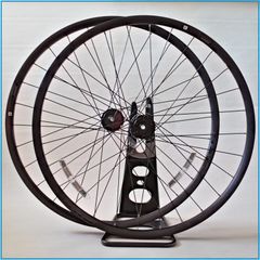 Giant SX2 Disc Wheelset, 700c | Tubeless Ready | 6-Bolt | Gravel / Cyclocross Bike