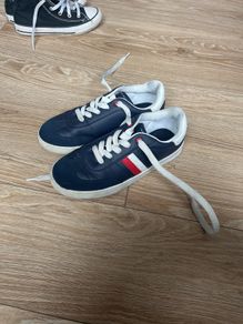 Tommy Hilfigure boys shoes