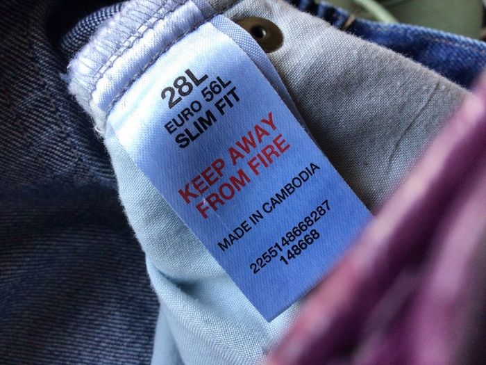 Ladies blue denim plus size jeans size 28L Includes Postage