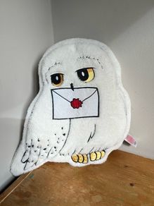 Hedwig Cushion