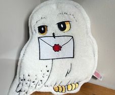 Hedwig Cushion