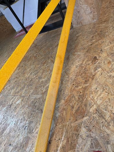 Anti slip stair grip