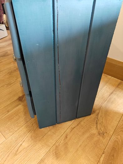 Pair of bedside lockers