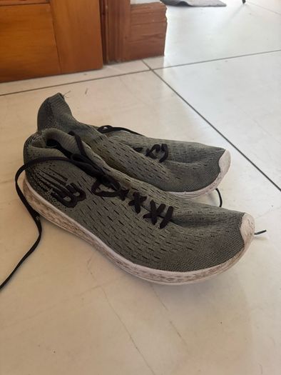 Men new balance shoes