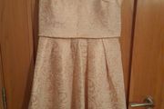 Girl's dress