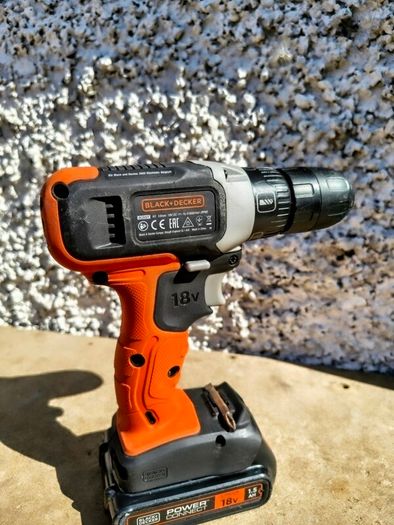 Black+Decker 18V Cordless Drill. Complete Tool & Polishing Set