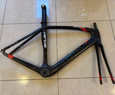 Specialized S-Works Venge frameset damaged