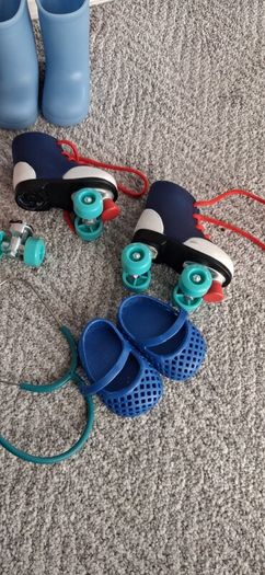 Big generation doll bundle