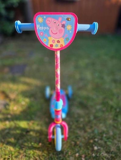 Peppa Pig Themed Scooter