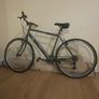 Hybrid bike Image 2