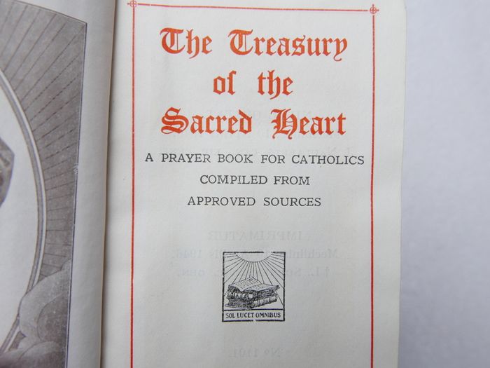 Vintage The Treasury of the Sacred Heart: A Prayer Book for Catholics