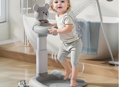 Baby floor shower stand