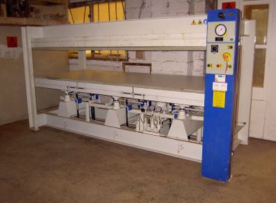 Veneer Press 10 x 4 ft