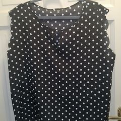 Poka dot design blouse 16 to 18