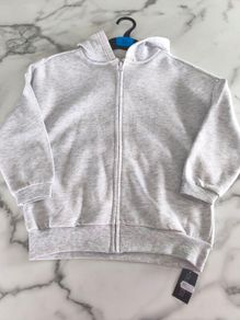 6-7 zip up