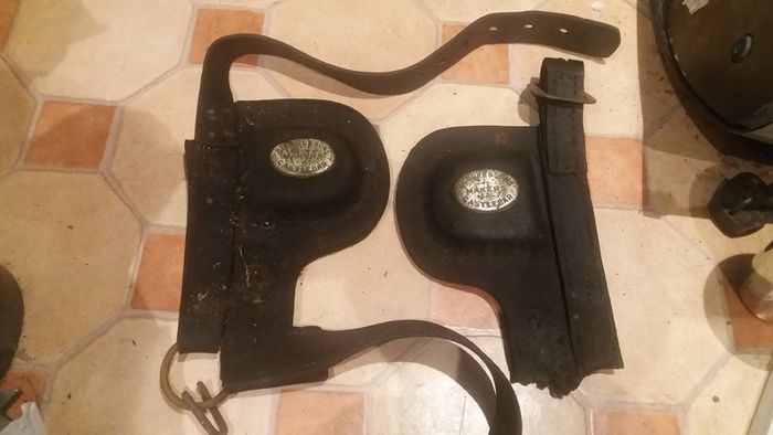 Pair of old Blinkers