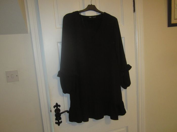 Zara    Size L