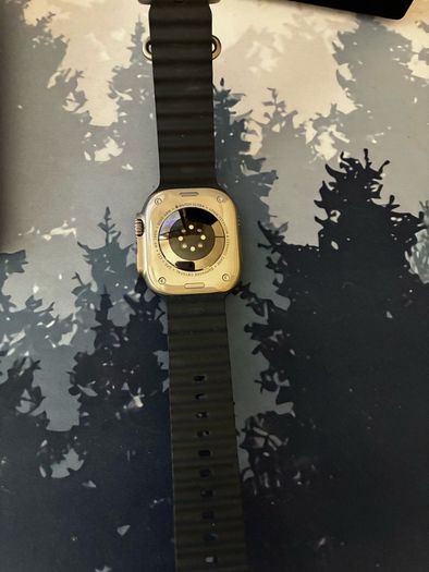 Apple Watch Ultra (1st Generation) 49mm Case - Titanium