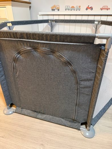 Babylo Hexagonal Playpen with Zip Door - Grey