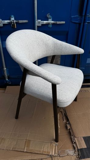 4 Dining Chairs Like New
