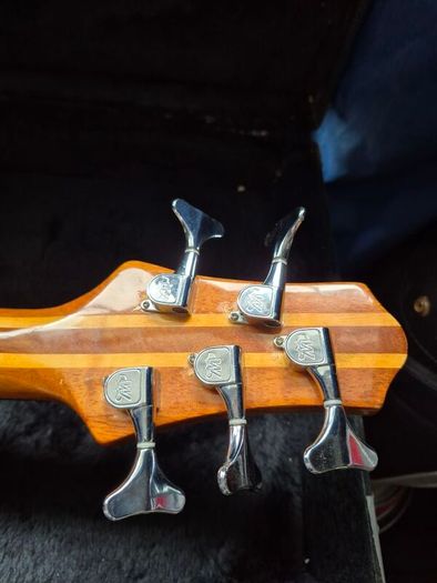 ibanez 5 string bass