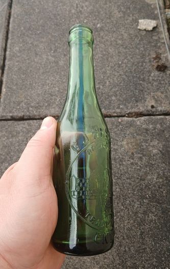 Hassett Ennis bottle