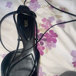 stunning zara flats