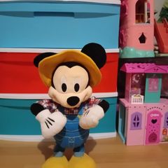 Singing/Dancing E-I-Oh Mickey Mouse