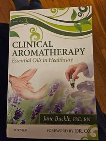 Clinical Aromatherapy. Essential Oilsin Healthcare. Paperback In Good Condition See Photos For Same