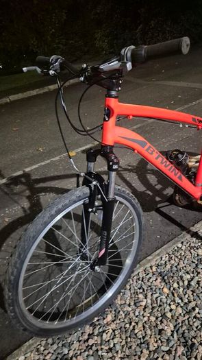 B twin mtb mountain bike
