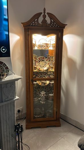 glass cabinet