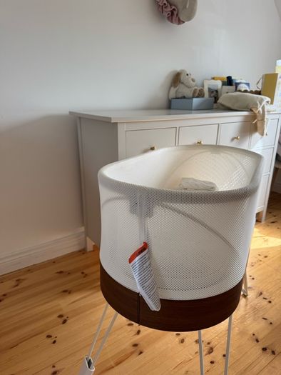 Snoo bassinet