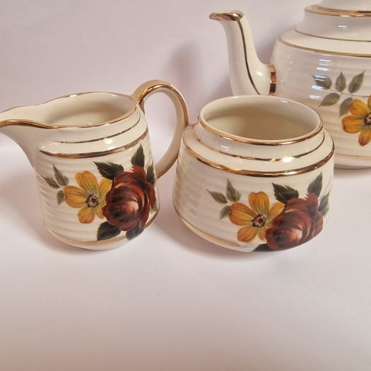Rare Vintage Sadler Irish Market Tea Set Bilingual Gaeilge Stamp