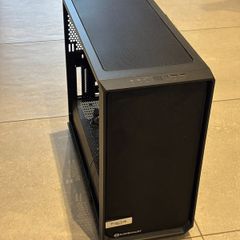 Fractal Design Meshify S2 - Missing Side Panel