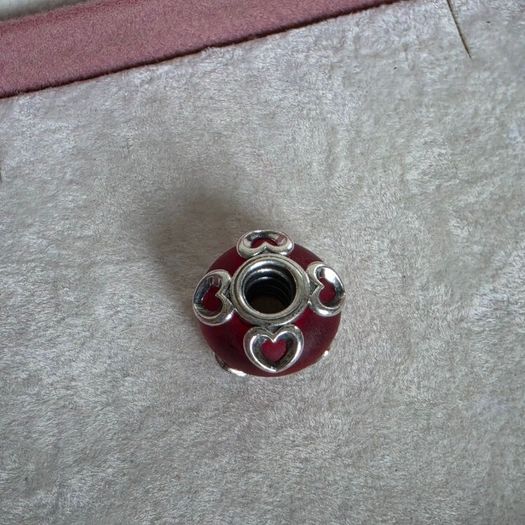 Pandora frosted red murano glass/hearts charm,very good condition hallmarked