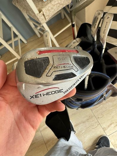 Full Golf Set - Wilson Staff Di7 Irons, Hybrids, Wedge & Bag