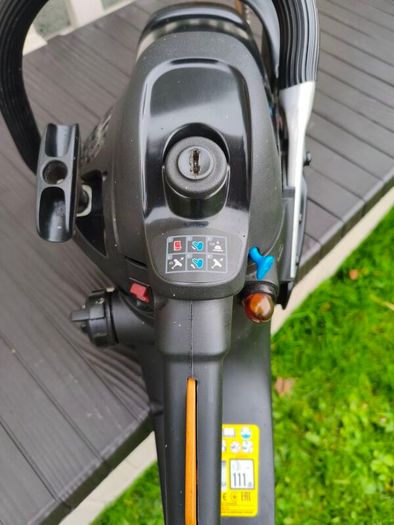 McCulloch CS 35S Chainsaw (Husqvarna)
