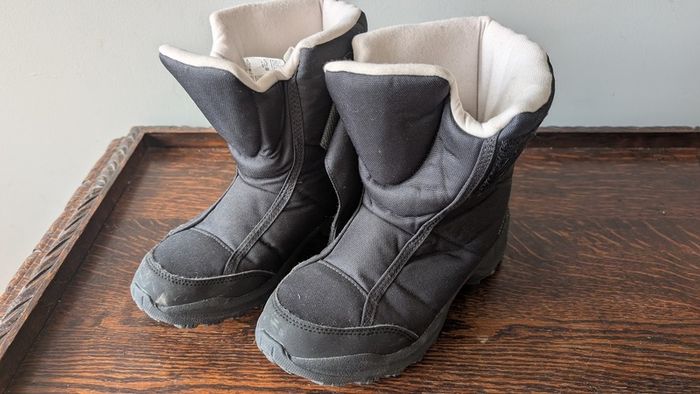 Kids snow boots