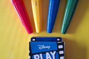 Disney "Play That Tune" (4 Kazoos Included)